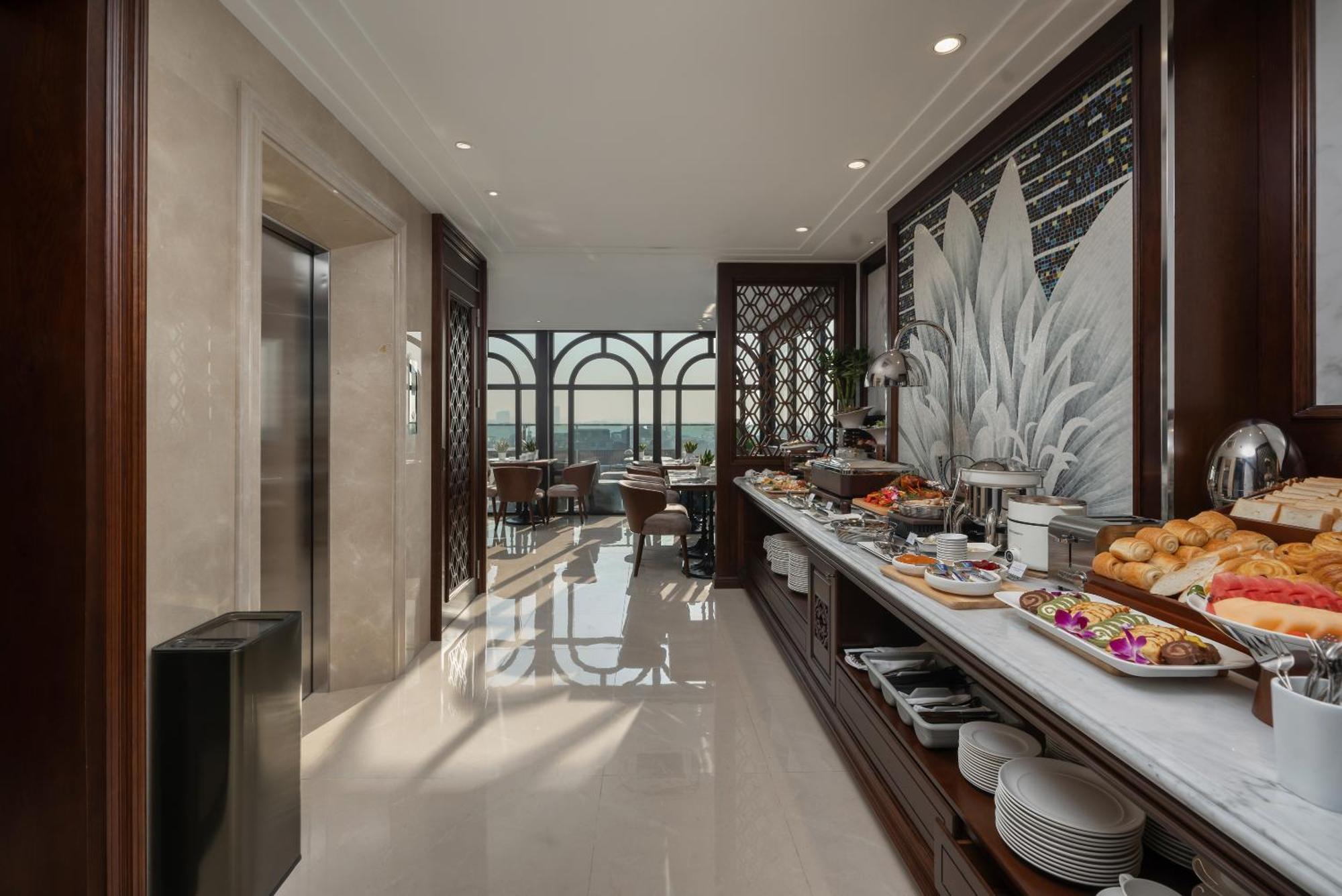 The Q Boutique Hotel Hanoi Exterior photo
